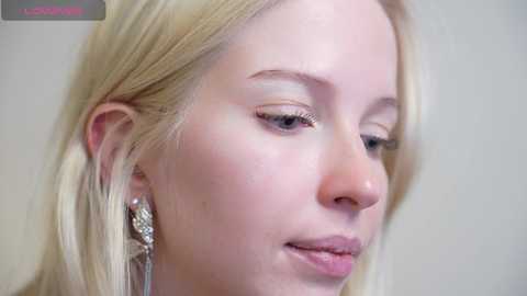 Media: my_stella Chaturbate 2024-12-03 22:05:00