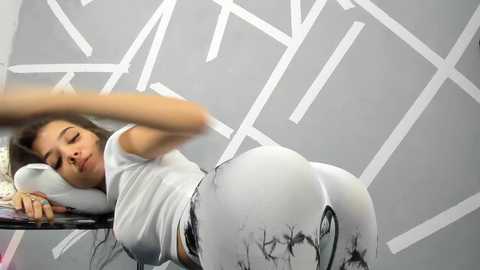 Media: babyaylin Chaturbate 2024-12-04 06:31:00