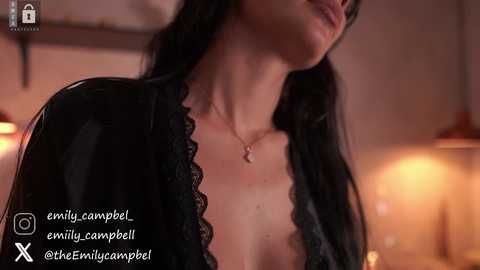 Media: emiilycampbell Chaturbate 2024-12-04 05:52:00