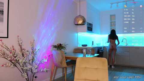 Media: crazybabyyy Chaturbate 2024-12-05 18:48:00