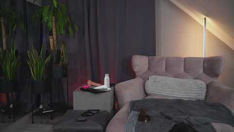 Media: hotmilfbitch Chaturbate 2024-12-05 06:03:00