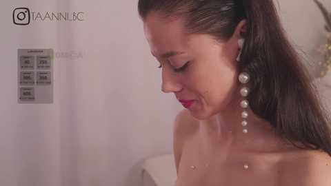 Media: taanni_bc Chaturbate 2024-12-05 02:04:00
