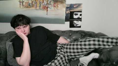 Media: sw33tie_tom Chaturbate 2024-12-06 04:42:00