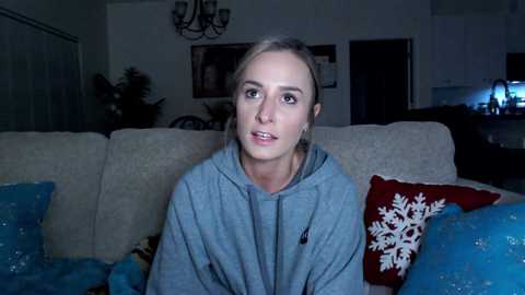 Media: holihurricane Chaturbate 2024-12-08 05:55:00