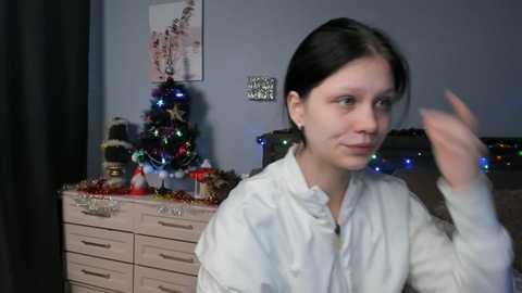 emiliacourtney @ chaturbate on 20241209