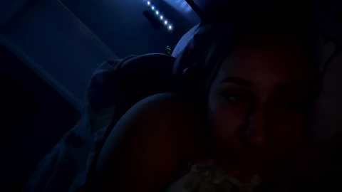 Media: monicav21 Chaturbate 2024-12-09 14:56:00