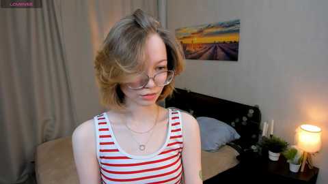 Media: moirebroady Chaturbate 2024-12-10 16:58:00