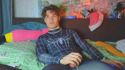 Media: ololkd Chaturbate 2024-12-10 02:40:00