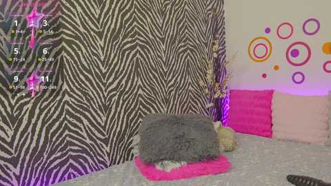Media: jennyshow Chaturbate 2024-12-12 12:09:00