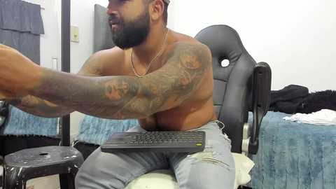 leonidas_murphyy @ chaturbate on 20241212