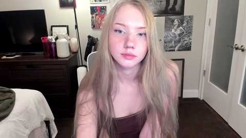 Media: eve003300 Chaturbate 2024-12-13 00:23:00
