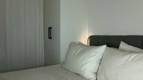 Media: iiivy_ Chaturbate 2024-12-13 01:15:00