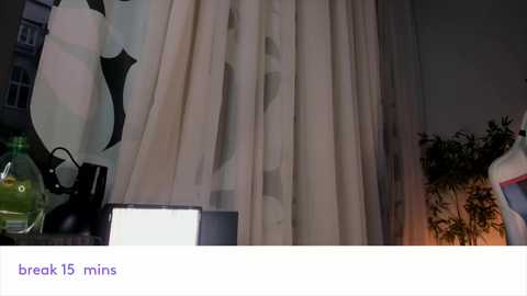 Media: vivian_qwerty Chaturbate 2024-12-13 06:58:00