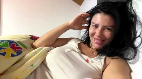 Media: 2whitediamonds Chaturbate 2024-12-16 18:22:00