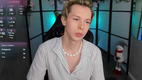 Media: fantasticsmile Chaturbate 2024-12-17 07:02:00