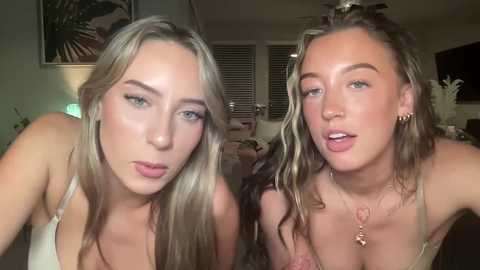 kelsandbella @ chaturbate on 20241217