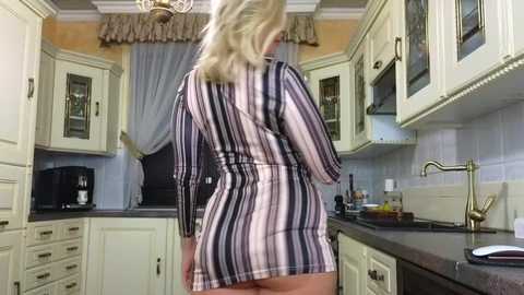 Media: tunderose Chaturbate 2024-12-18 06:40:00