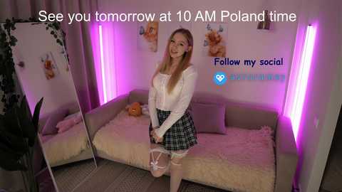 Media: avroramy Chaturbate 2024-12-19 17:16:00