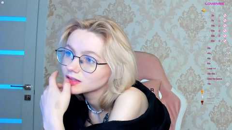 blondyliluu @ chaturbate on 20241220