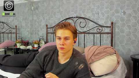 Media: eric_summers Chaturbate 2024-12-20 07:21:00