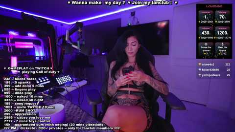 evelyne92 @ chaturbate on 20241220