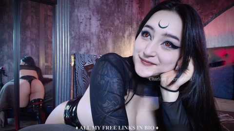 charlotte_germanotta_ @ chaturbate on 20241223