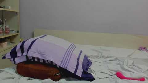 Media: iveto69 Chaturbate 2024-12-26 07:34:00
