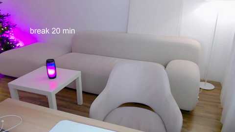 Media: ambertan1 Chaturbate 2024-12-27 19:13:00