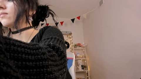 vivian_qwerty @ chaturbate on 20241229