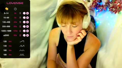 Media: its_lily Chaturbate 2024-12-30 05:26:00