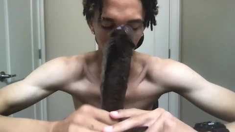 lightskin4you @ chaturbate on 20250101