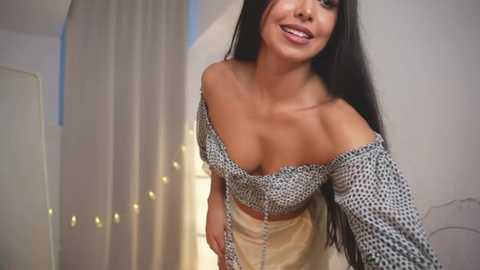 Media: monica_bloom_ Chaturbate 2025-01-03 11:24:00