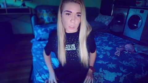 naughtylana9 @ chaturbate on 20250105