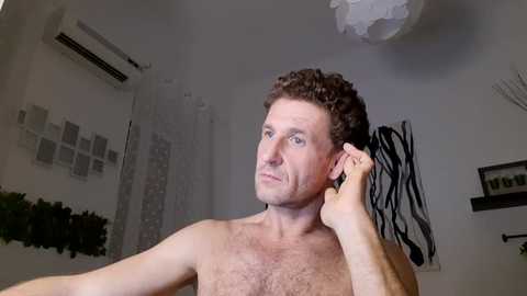 apollobest77 @ chaturbate on 20250106