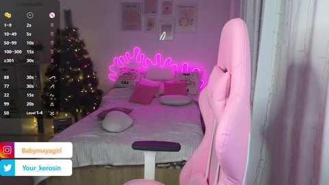 maya_blonde18 @ chaturbate on 20250109