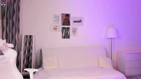 Media: miavixxenn Chaturbate 2025-01-09 05:32:00