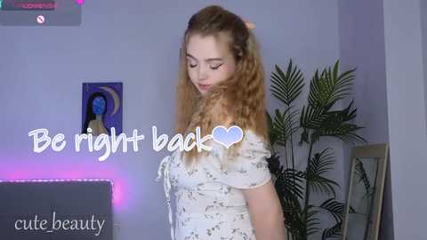 small_blondee @ chaturbate on 20250110