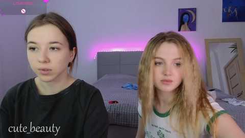 small_blondee @ chaturbate on 20250111