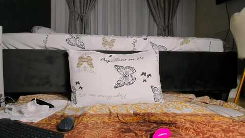 Media: wowsquirt Chaturbate 2025-01-14 06:39:00