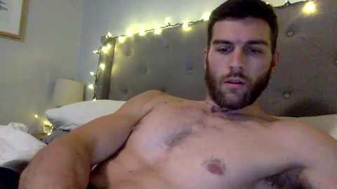 mrbottom022 @ chaturbate on 20250115