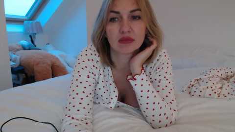 mallinia @ chaturbate on 20250119