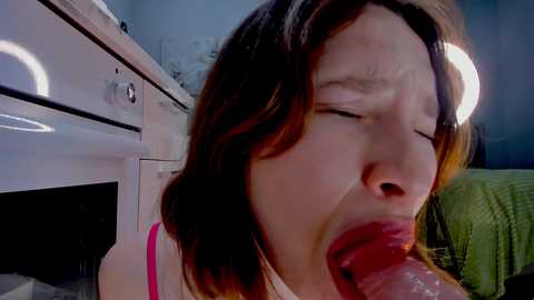 Media: kwon_milana Chaturbate 2025-01-22 10:13:00