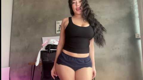 Media: cuddlymoana Chaturbate 2025-01-24 06:06:00