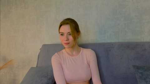 Media: madewithloveincz Chaturbate 2025-01-24 21:04:00