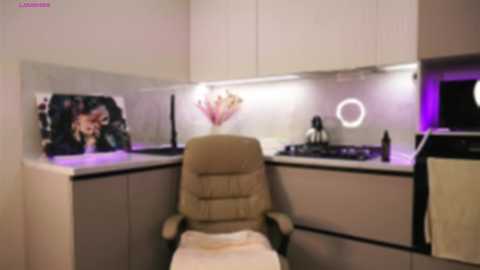Media: pickme__ Chaturbate 2025-01-24 09:07:00