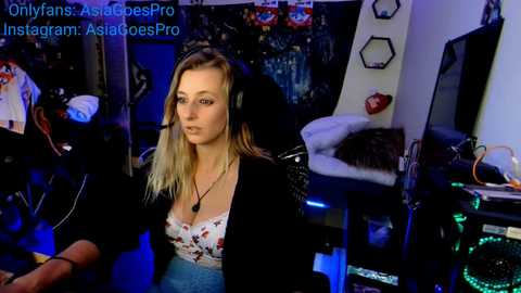 yoursecretgirlfriend963 @ chaturbate on 20250124