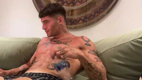 dannyboywonder123 @ chaturbate on 20250125