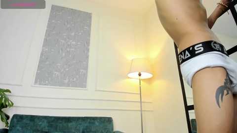 lucian_davi @ chaturbate on 20250128