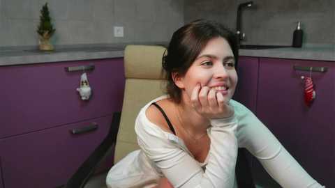 Media: gillianblanch Chaturbate 2025-02-04 05:41:00