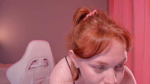 honeyautumn @ chaturbate on 20250211